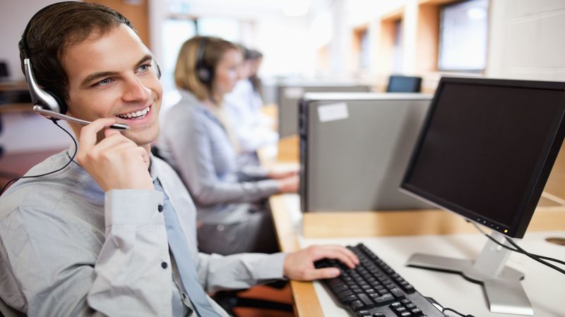 3 Benefits of Using  Outbound Call Center Services for Your Business